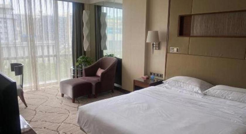 Jinan Silver Plaza Quancheng Hotel Exterior foto
